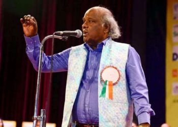 Rahat Indori: Famous Urdu Poet Dies Due To Consecutive Heart Attacks!!