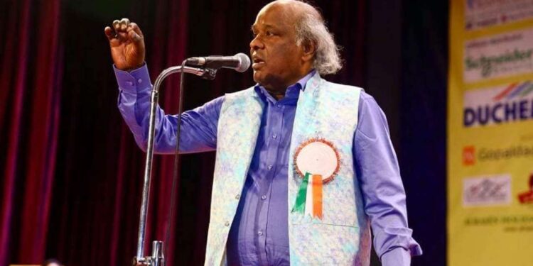 Rahat Indori: Famous Urdu Poet Dies Due To Consecutive Heart Attacks!!