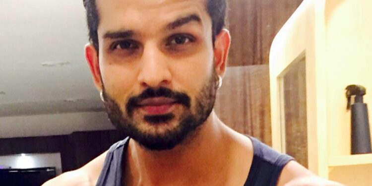 Yuvraaj Hans Begin Filming For His New Song “Roohdaar”