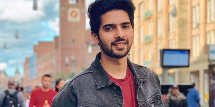 Rhea Chakraborty Finally Gets Out of the Jail; the HC Rejected the Bail of her Brother Showik