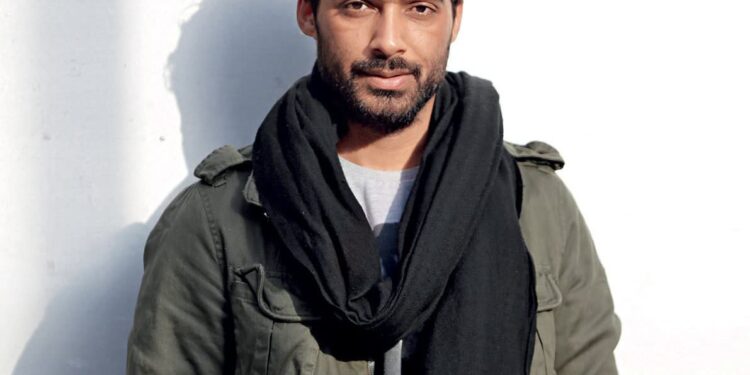 Dheeraj Kumar to Appear as a Lead in a New Punjabi Film “Kala Shehar”