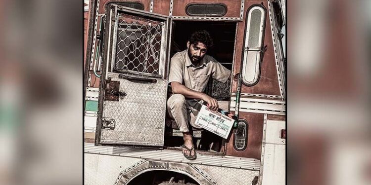 Dheeraj Kumar Begins Filming for his Upcoming FIlm “Kala Shehar”