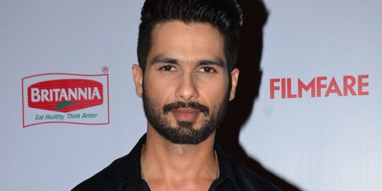 Shahid Kapoor to Turn into a Producer for a Digital Project!