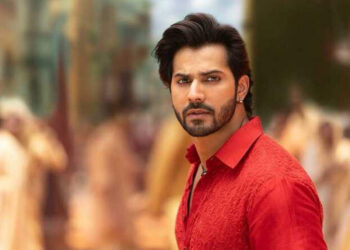 Production of Varun Dhawan Starrer “Ekkis” Postponed to 2021!