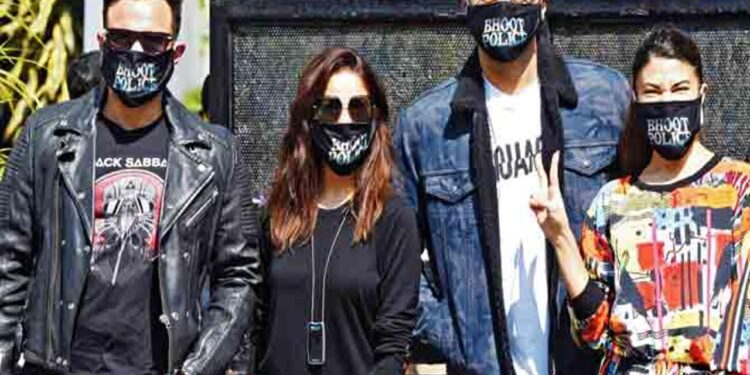 Gauhar Khan Finally Got Engaged to Zaid Darbar! Made an Announcement Through Social Media!