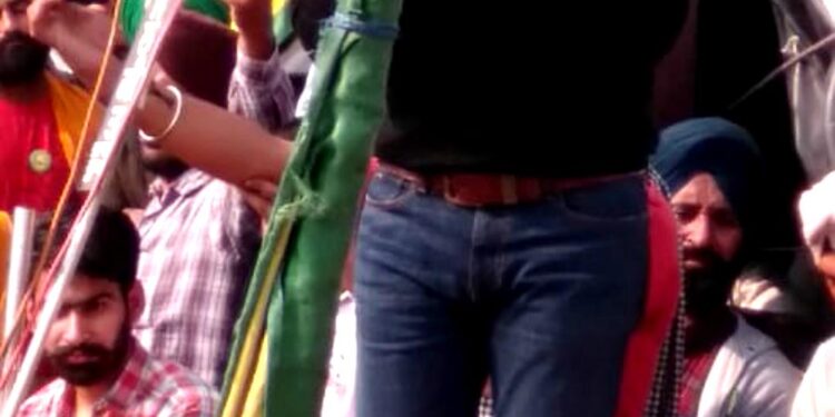 Harbhajan Mann Changed the Atmosphere at the Farmers Protest in Harayana’s Bahadurgarh!