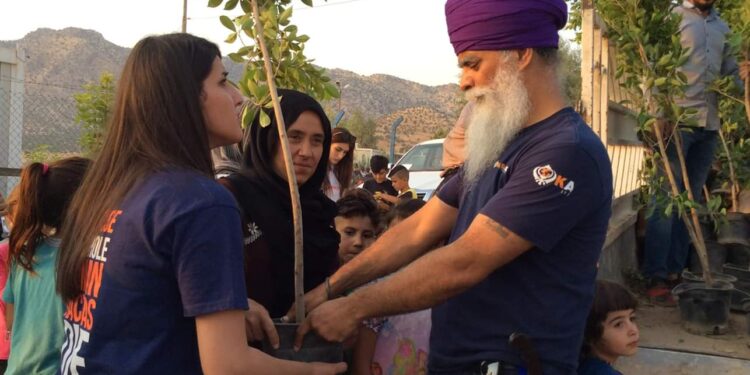 Himanshi Khurana was Appreciated by Khalsa Aid for Joining the Farmers Protest!