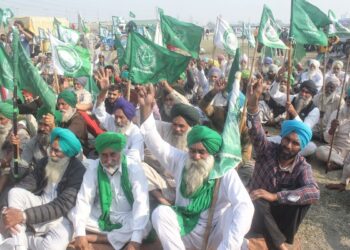 Many Celebrities Came Forward to Support the Protesting Farmers!