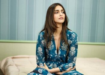 Kajol Revealed the Teaser of Her Digital Debut Film Titled “Tribhanga”