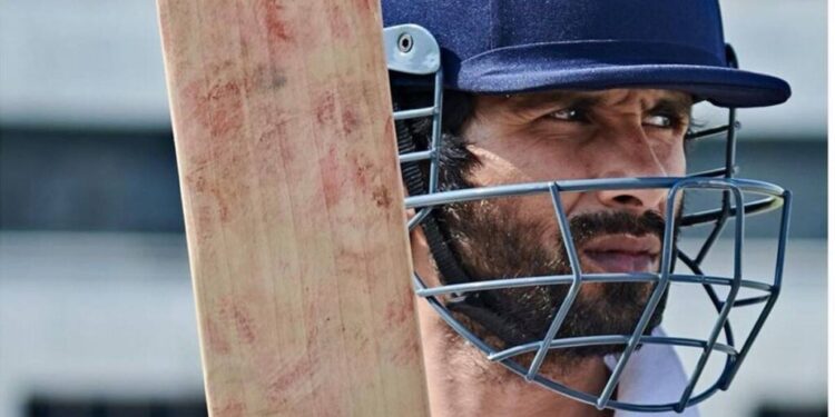 Kartik Aryan, Kiara & Tabu will Resume Filming for Bhool Bhulaiya 2 in July!