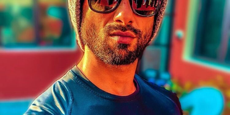 Kajol Revealed the Teaser of Her Digital Debut Film Titled “Tribhanga”