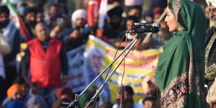 Sonia Mann is Receiving Several Death Threats After Speaking Against Deep Sidhu!