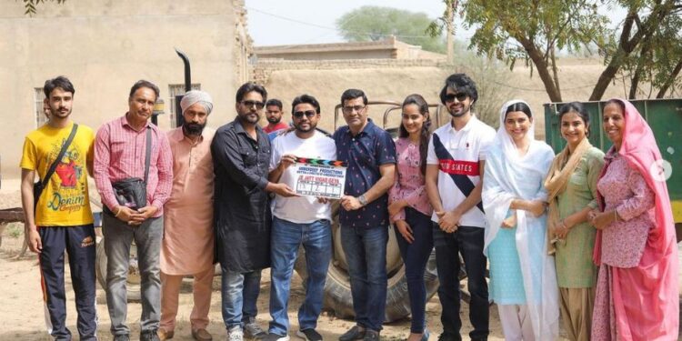 Famous Pollywood Director Amberdeeop Singh Shared BTS Pictures from His Upcoming Directorial Titled “Je Jatt Vigad Geya”