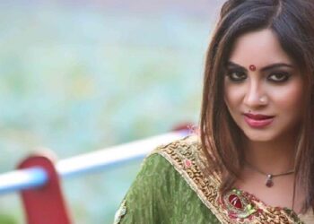 Bigg Boss Fame Arshi Khan Will Soon Appear in Punjabi Music Videos!