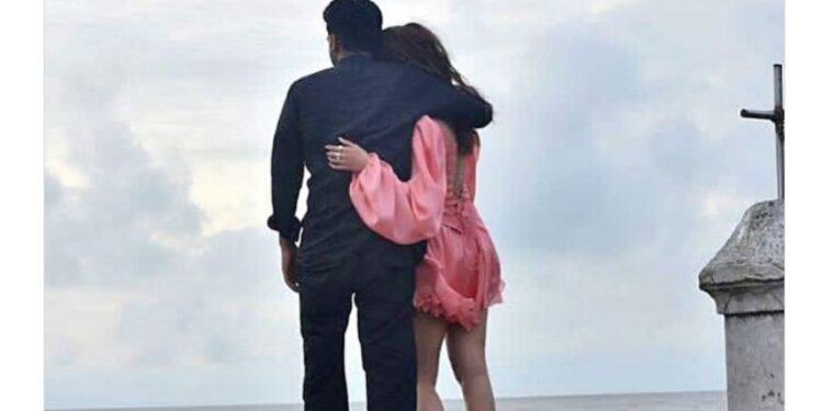 Famous Singer Guru Randhawa’s New Picture with a Mysterious Girl is Going Viral on the Internet!