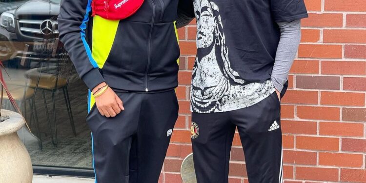 Fans are Expecting a Collaboration Between Diljit Dosanjh & Amrit Mann After They Shared a Picture Together!