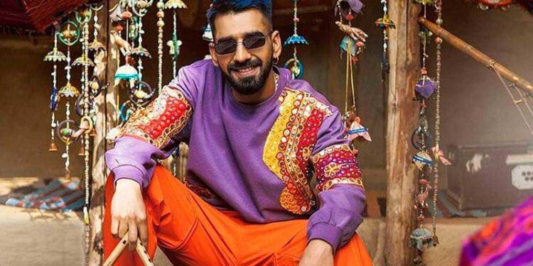 Maninder Buttar is All Set to Release the Music Video of His Next Song Titled “Jeena Paauni Aa”