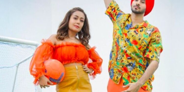 Neha Kakkar & Rohanpreet Singh are All Set to Release Another Song Titled “Khad Tainu Main Dassa”