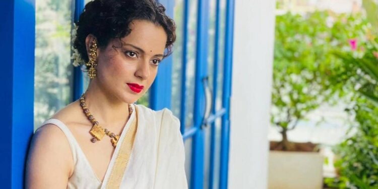 Twitter Permanently Suspended the Account of Kangana Ranaut After a Controversial Tweet!