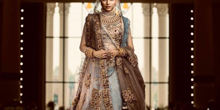 Nimrat Khaira Amazed Everyone with Her Bridal Look!