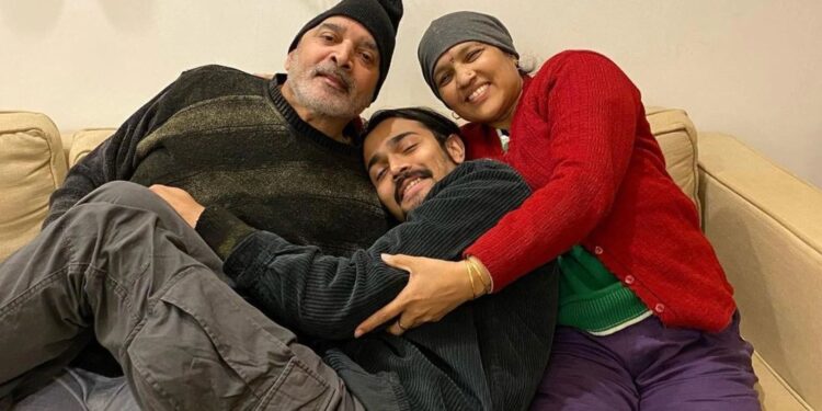 Bhuvan Bam Posted a Heartfelt Note After Losing His Parents Due to Covid-19