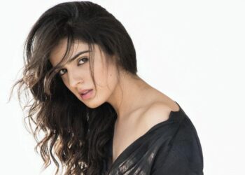Famous Telugu Actress Sidhika Sharma will Soon Make Her Pollywood Debut in “Fufad Ji”