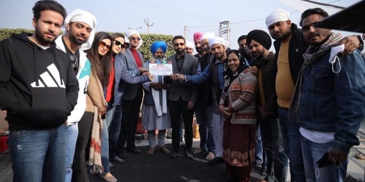 Kanjoos Majnu Kharcheeli Laila