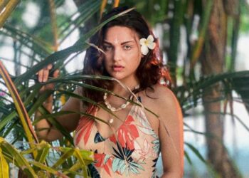 Himanshi Khurana Maldives Vacation