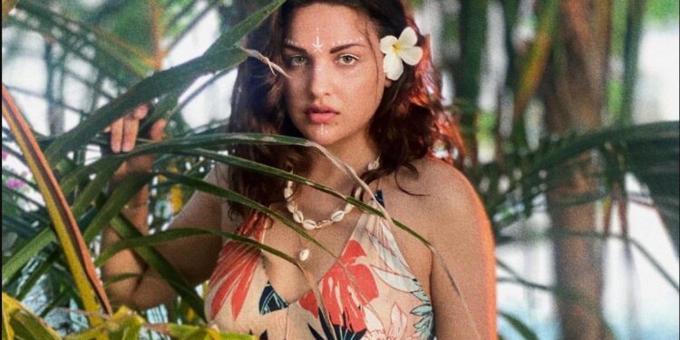 Himanshi Khurana Maldives Vacation